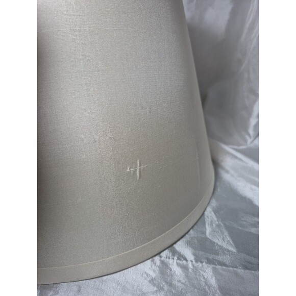 Vintage Restoration Hardware Ivory Silk Drum Roll With Slant Shade 8 1/2" T - Picture 8 of 16